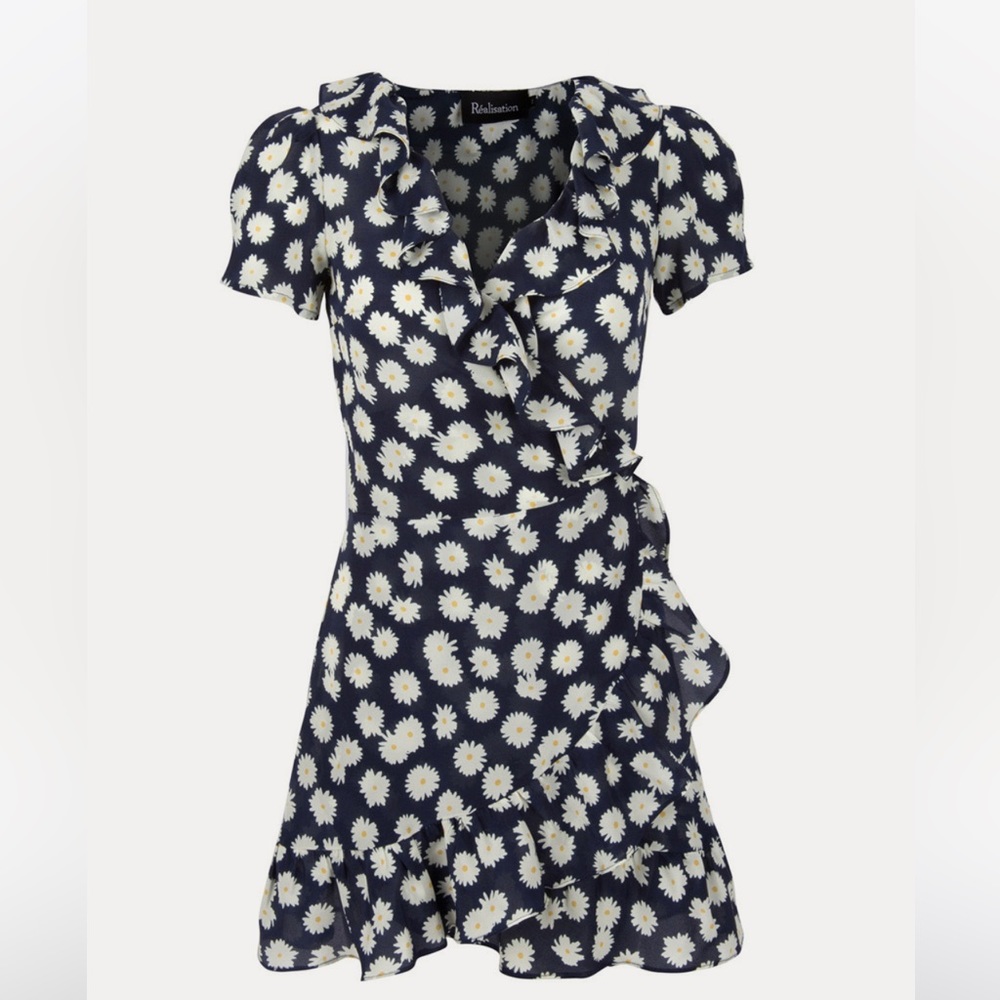 Réalisation par floral black white silk dress (NWOT)
